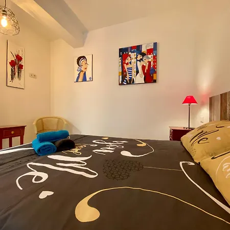 Republique Centre Apartment Carcassonne Room photo